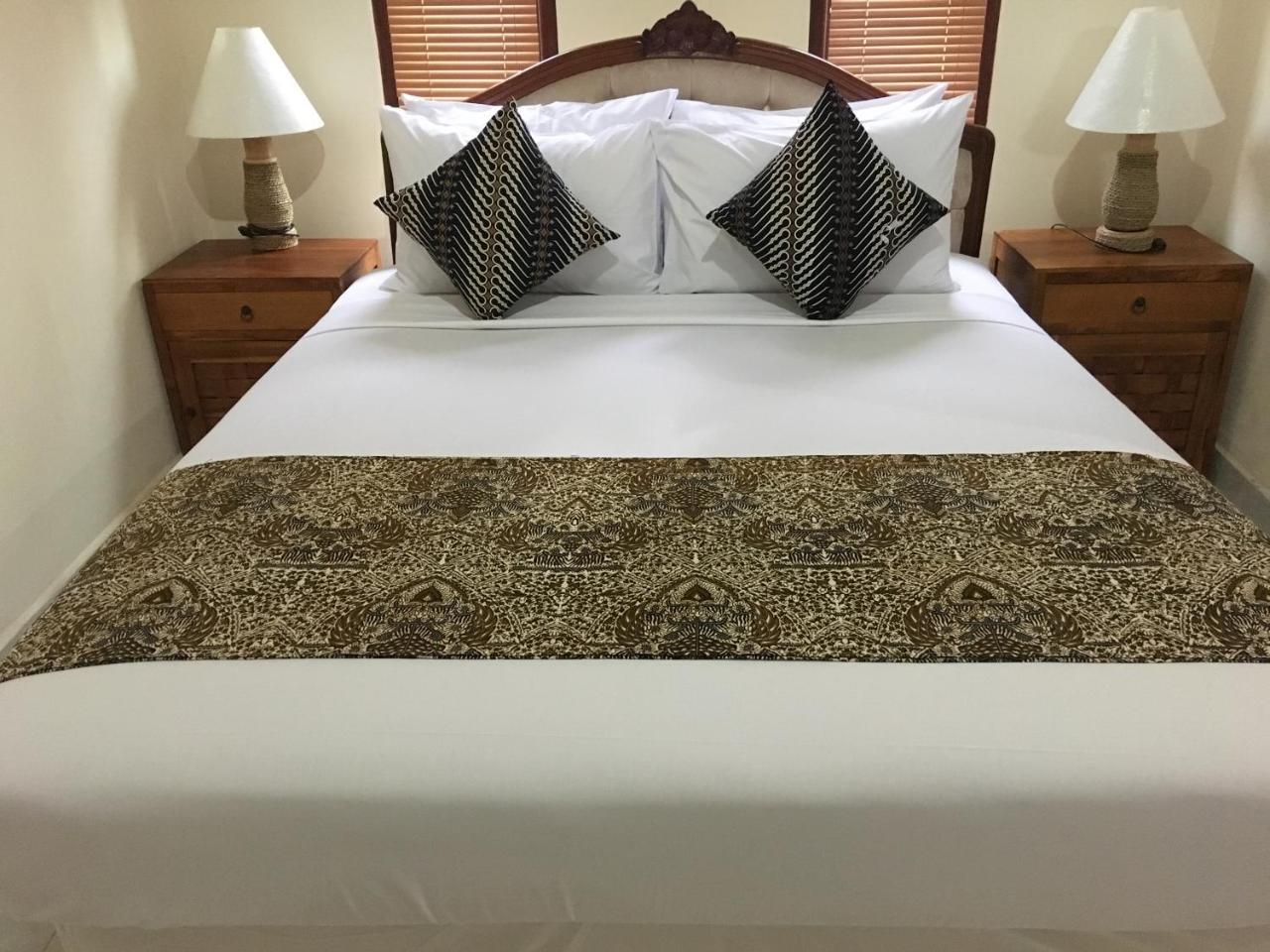 Local Family House Hotel Gianyar  Exterior photo
